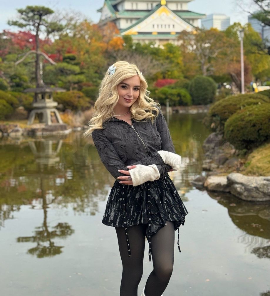 Adult Super Star Lexi Lore photo 4