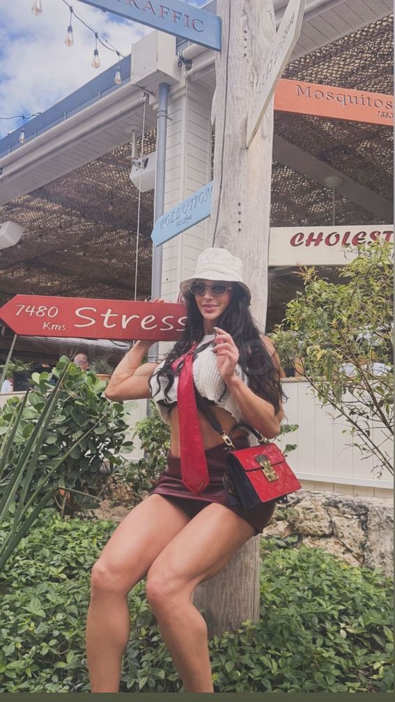 Amy Anderssen photo 2