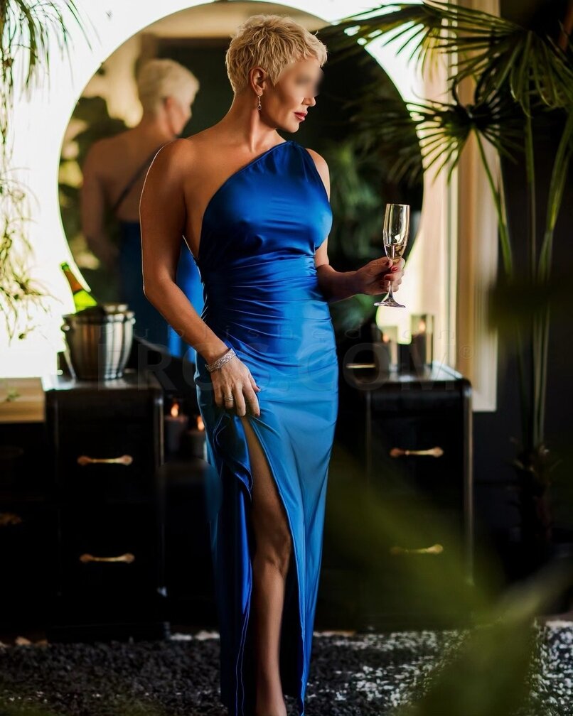 Jewel Bardot photo 4