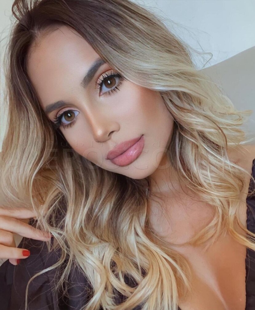 Nicole Dantas photo 5