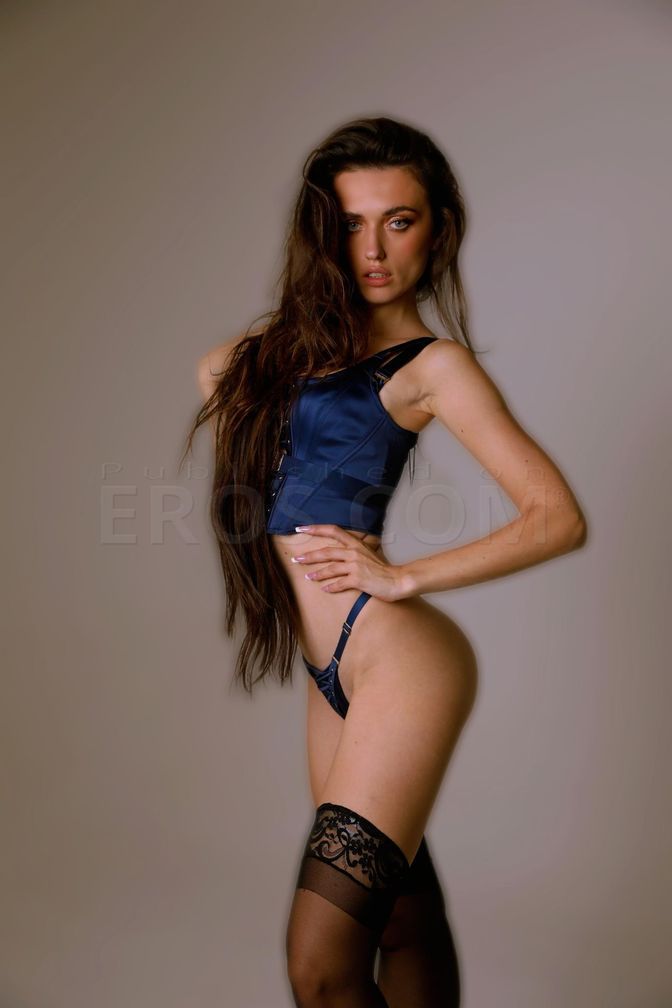 Playboy Supermodel Melania