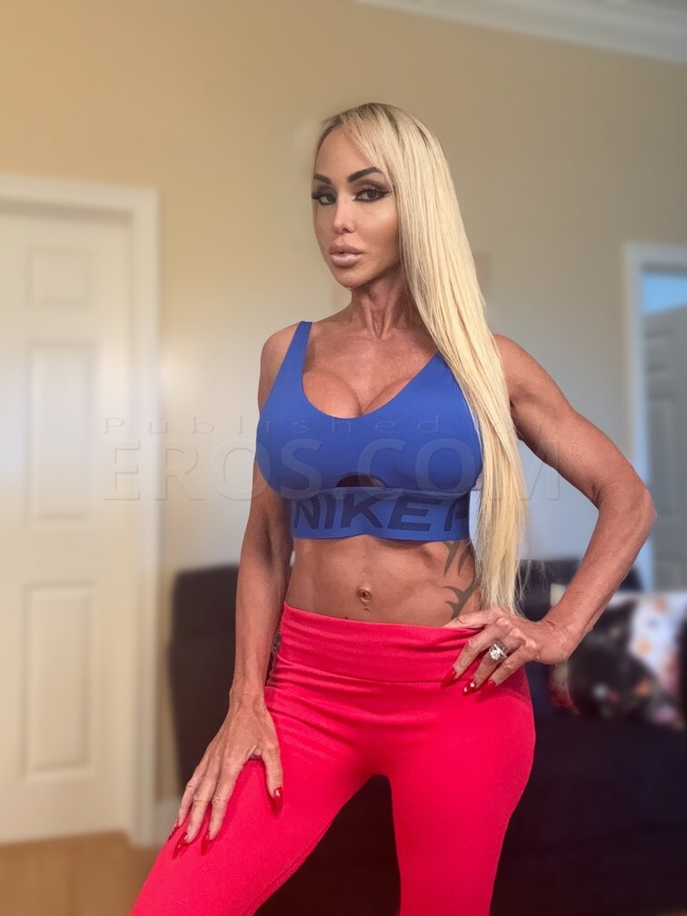 Porn Star Jewels Jade photo 4